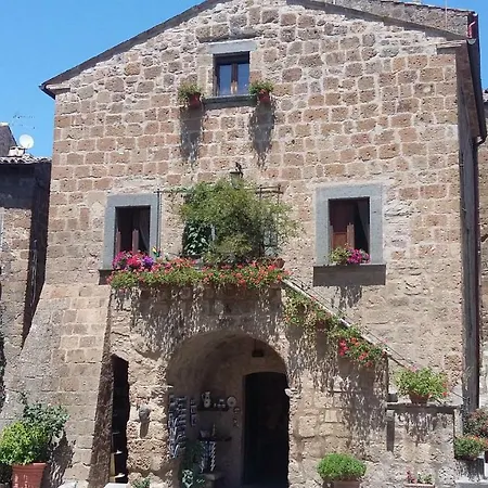 House - Blue House